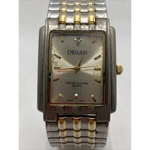 Vintage Embassy Diamond Two Tone Watch Stretch Band New Battery!